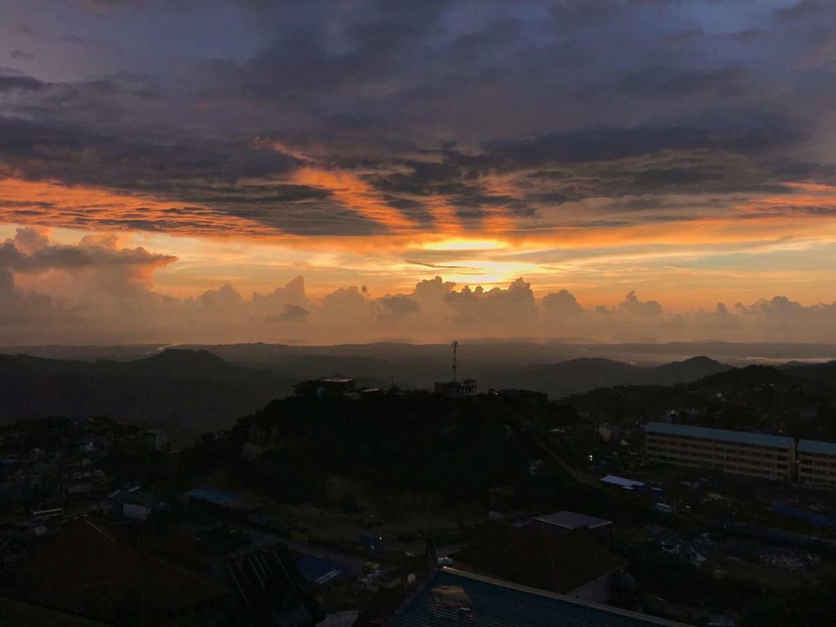 Vacation House In Baguio With Amazing Sunset Views Baguio City Esterno foto