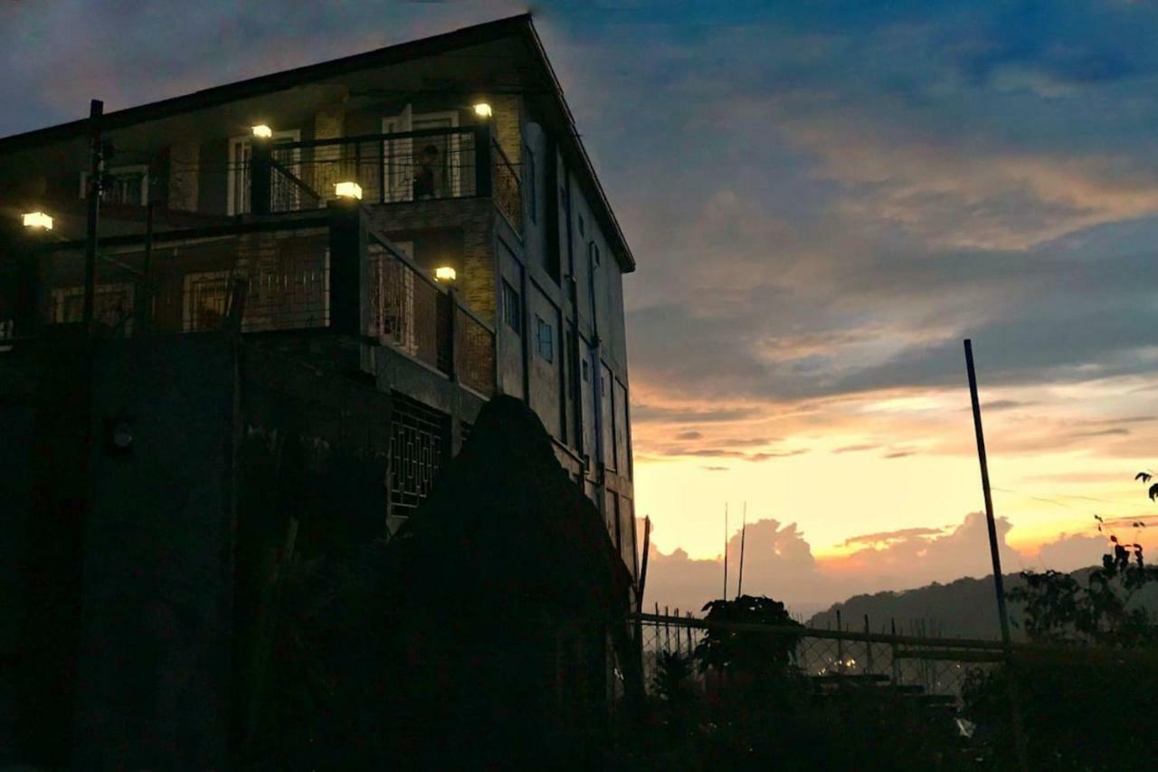 Vacation House In Baguio With Amazing Sunset Views Baguio City Esterno foto